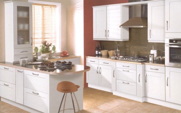 The Linea Ivory kitchen design is available from Gee's Kitchens, Wardrobes & Flooring of Kildare.